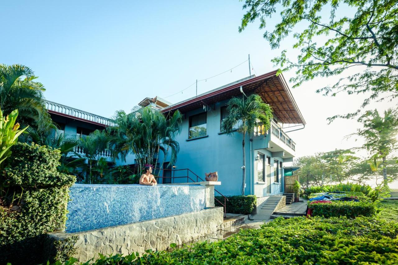 Witch'S Rock Surf Camp Hotel Tamarindo Esterno foto